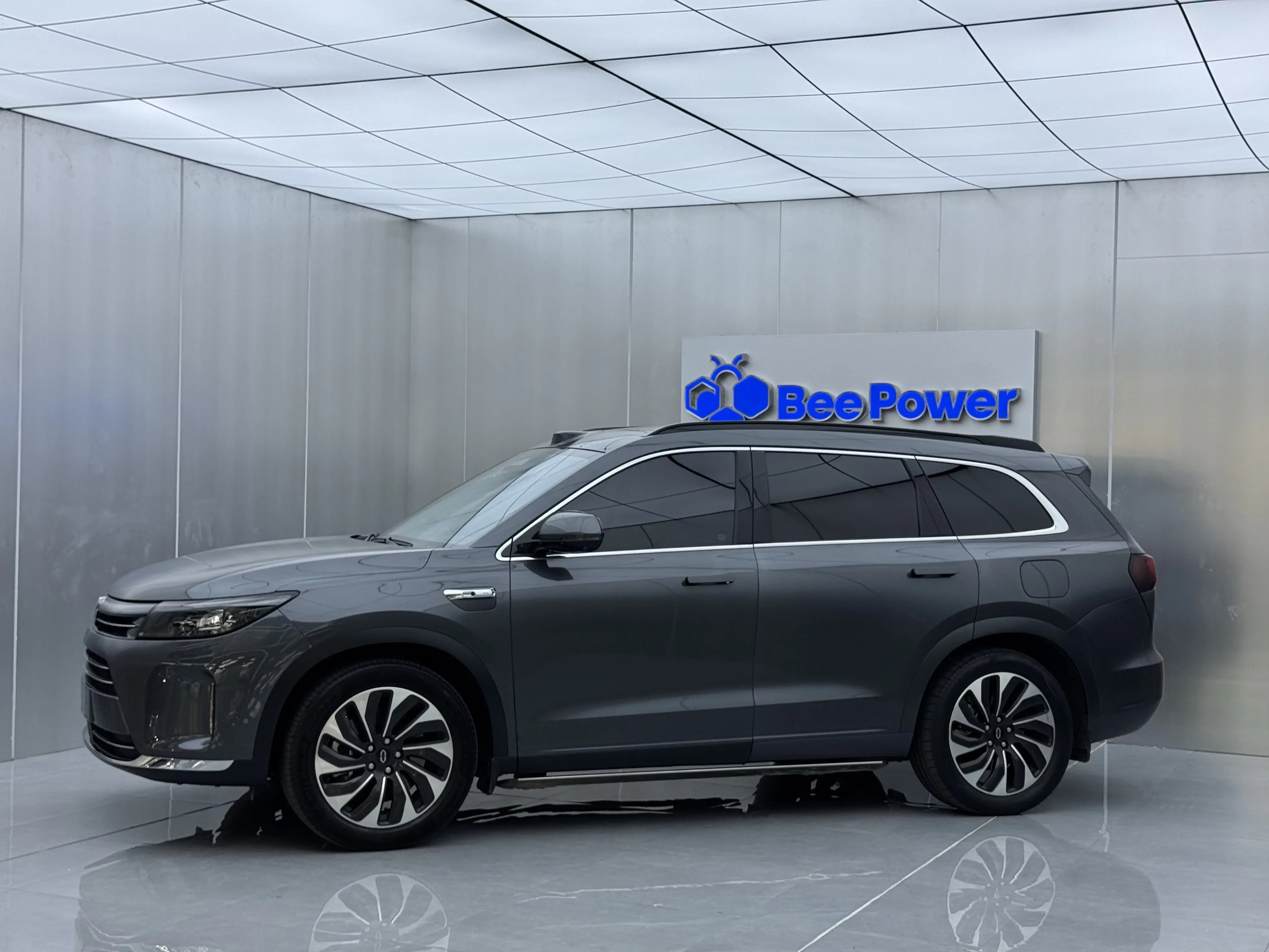 AITO M7
