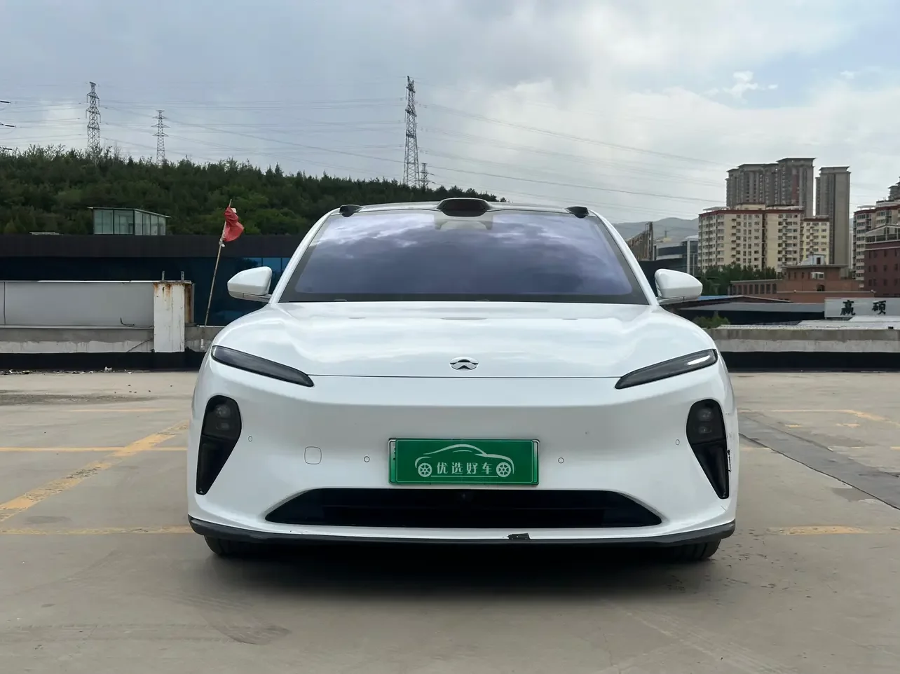 NIO ET5  из Китая