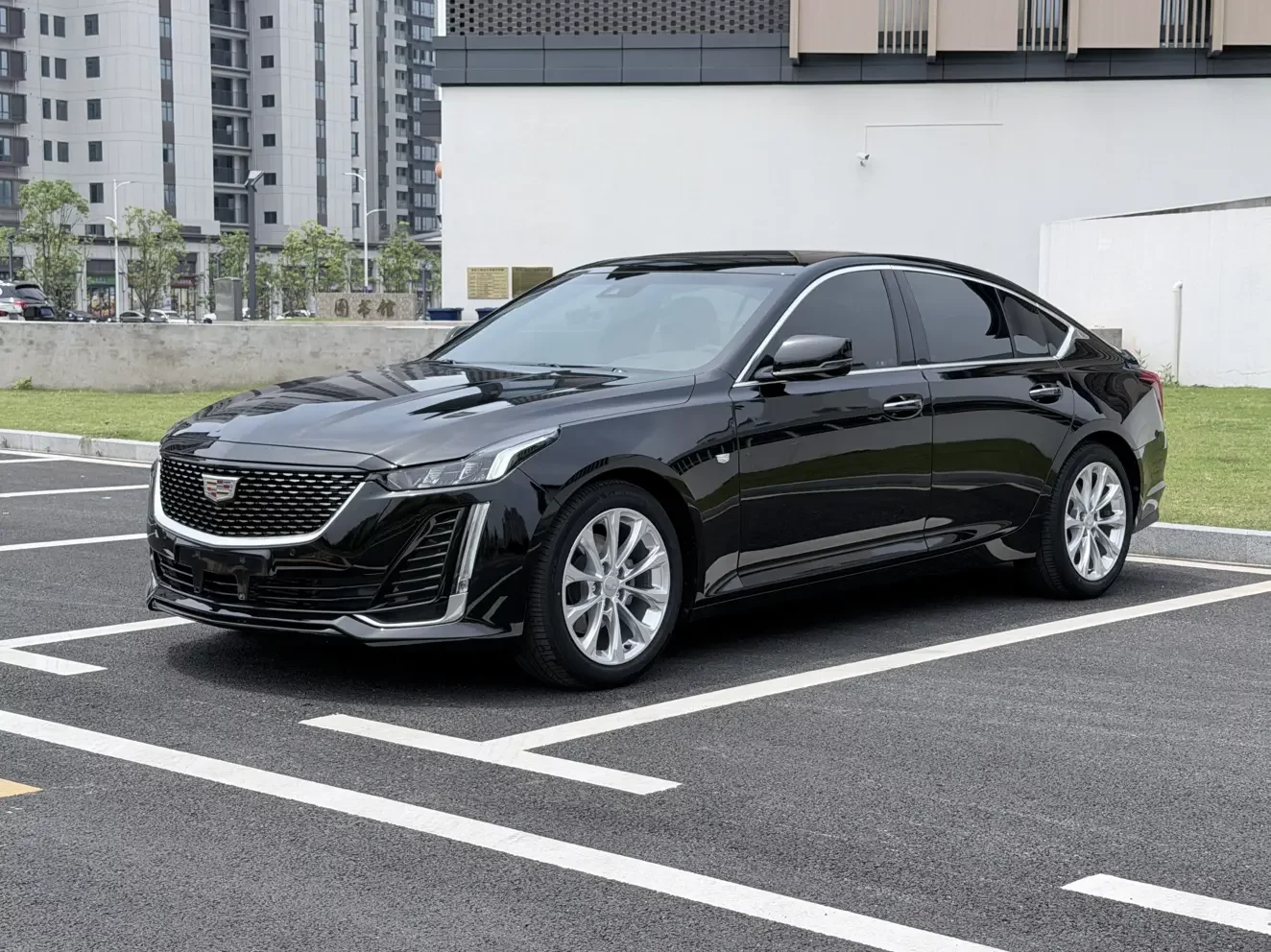 Cadillac CT5