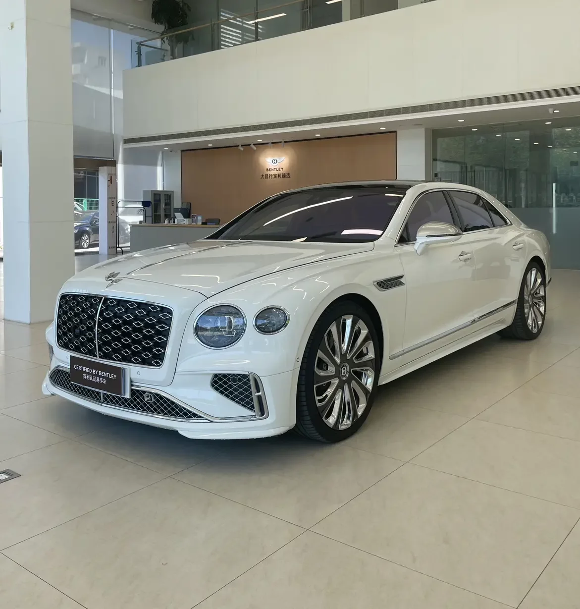 Bentley Flying Spur PHEV