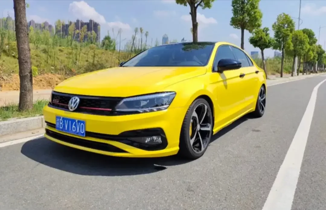 Volkswagen Lamando