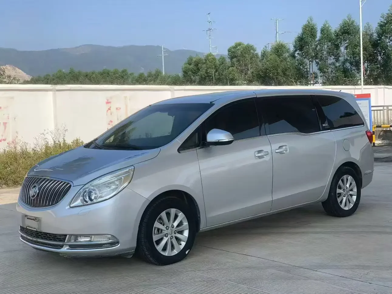 Buick GL8