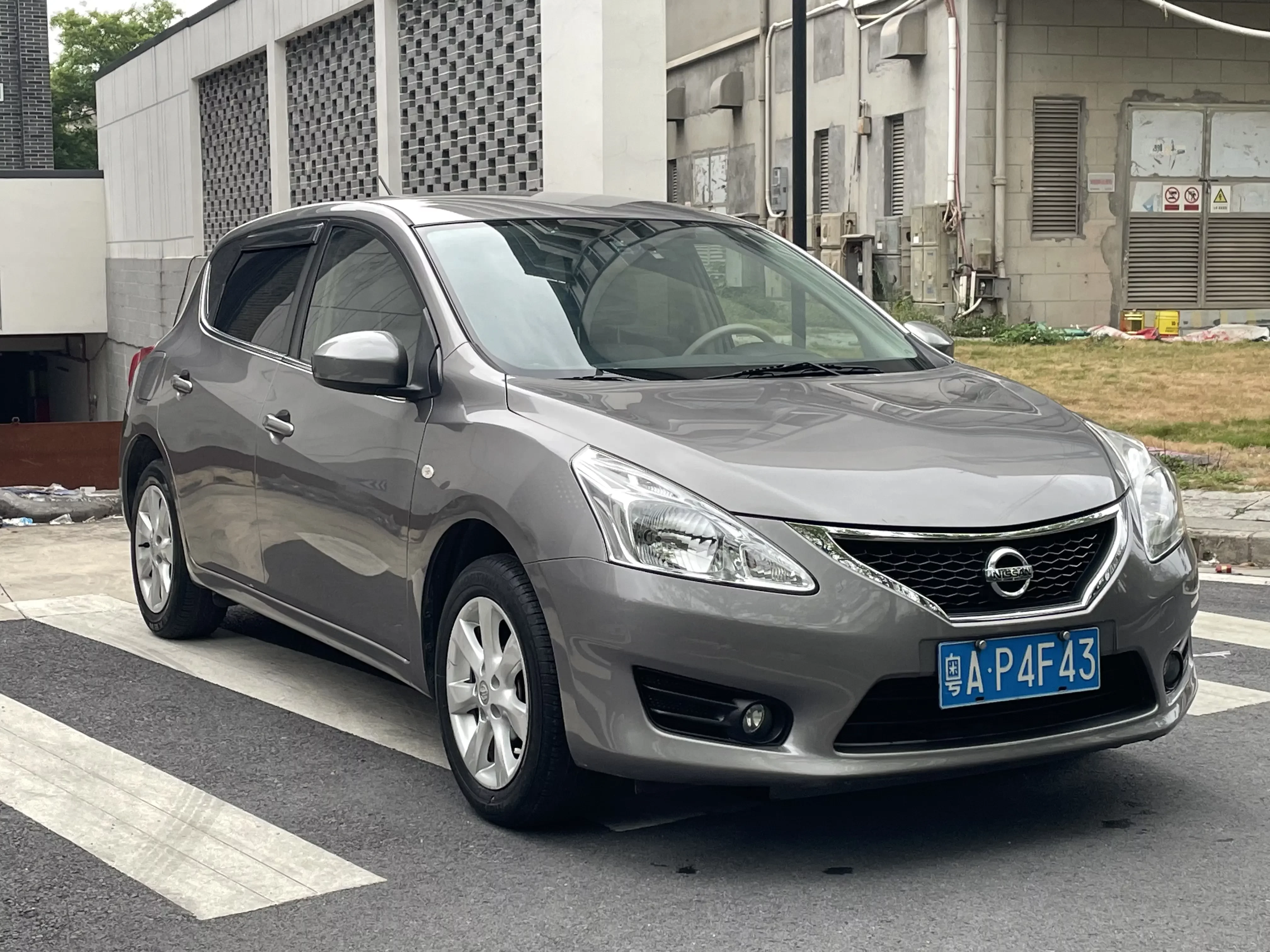 Nissan Tiida