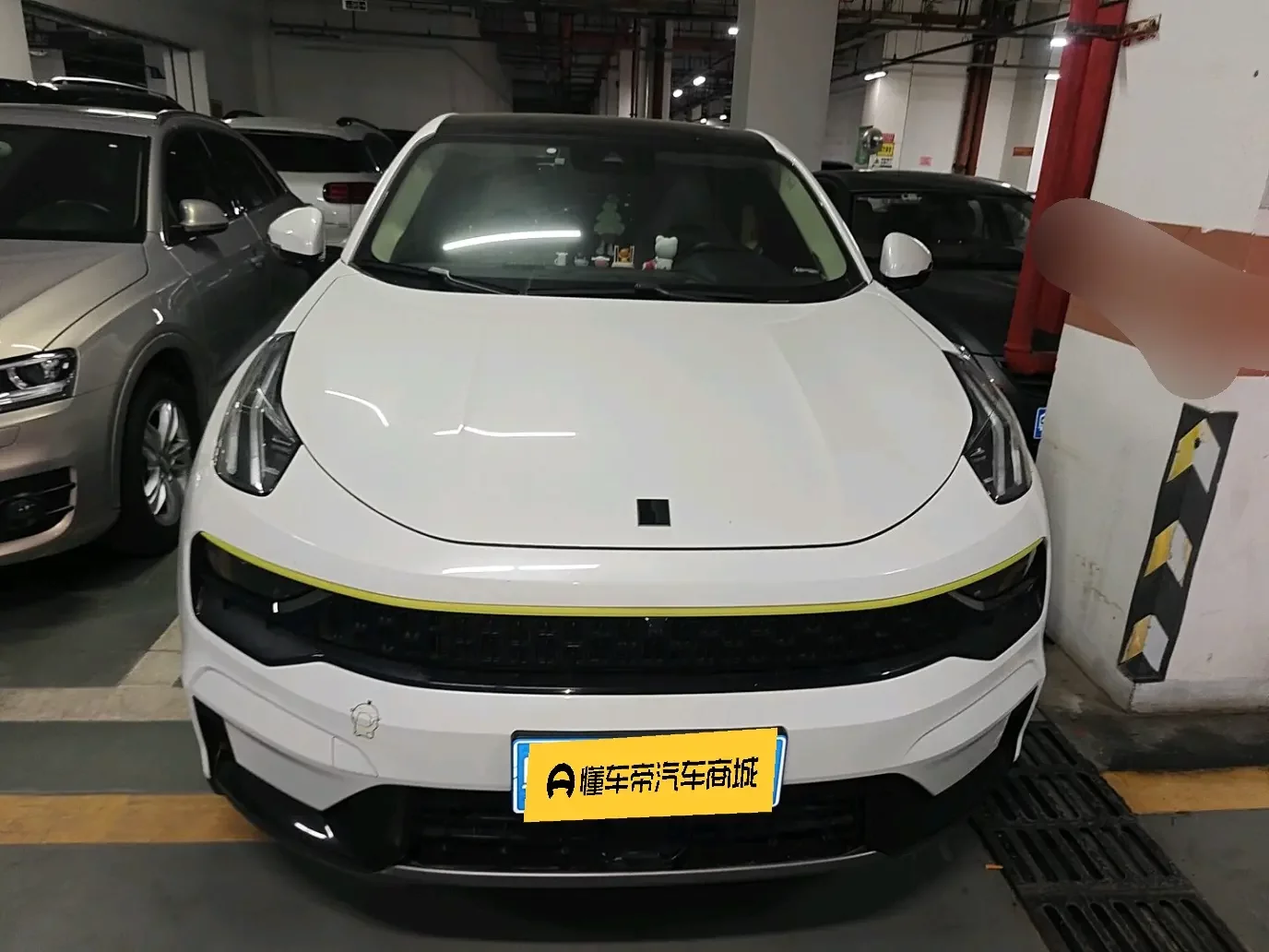 Lynk & Co 05