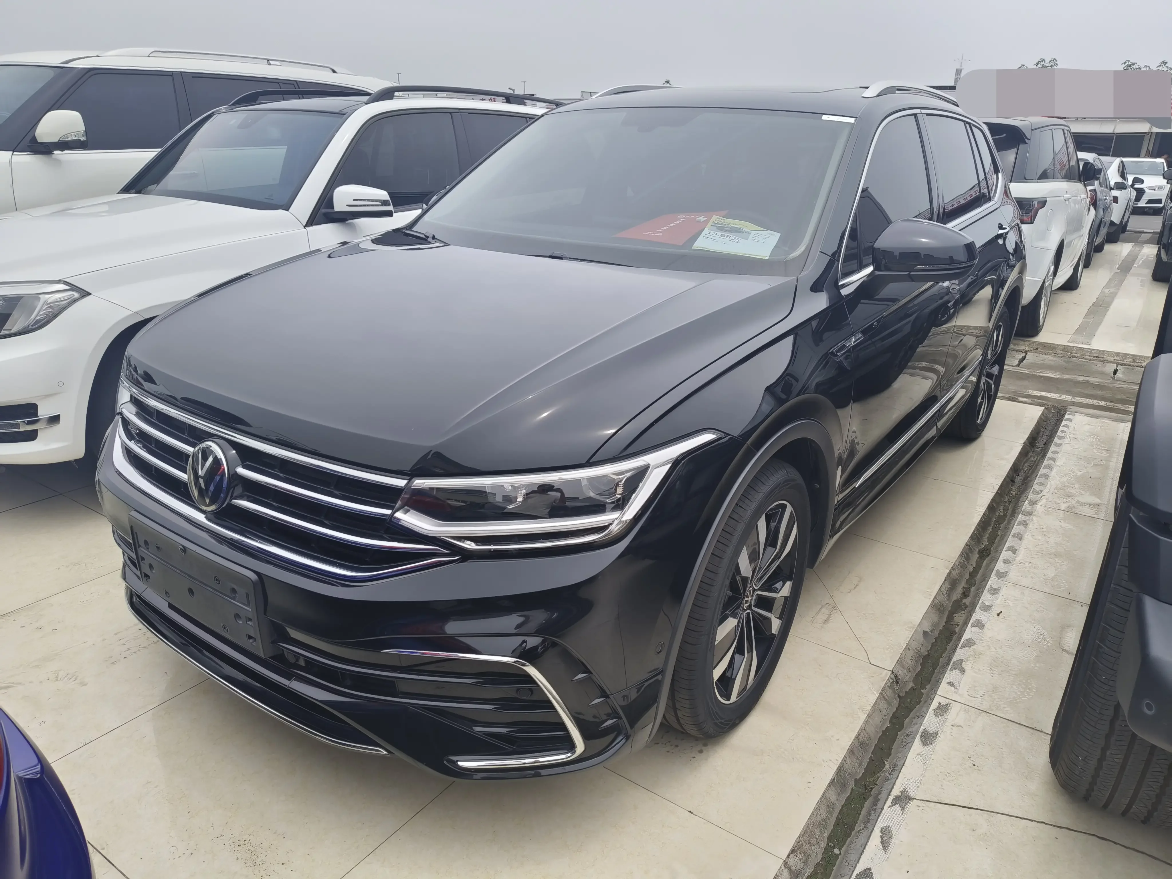 Volkswagen Tiguan L