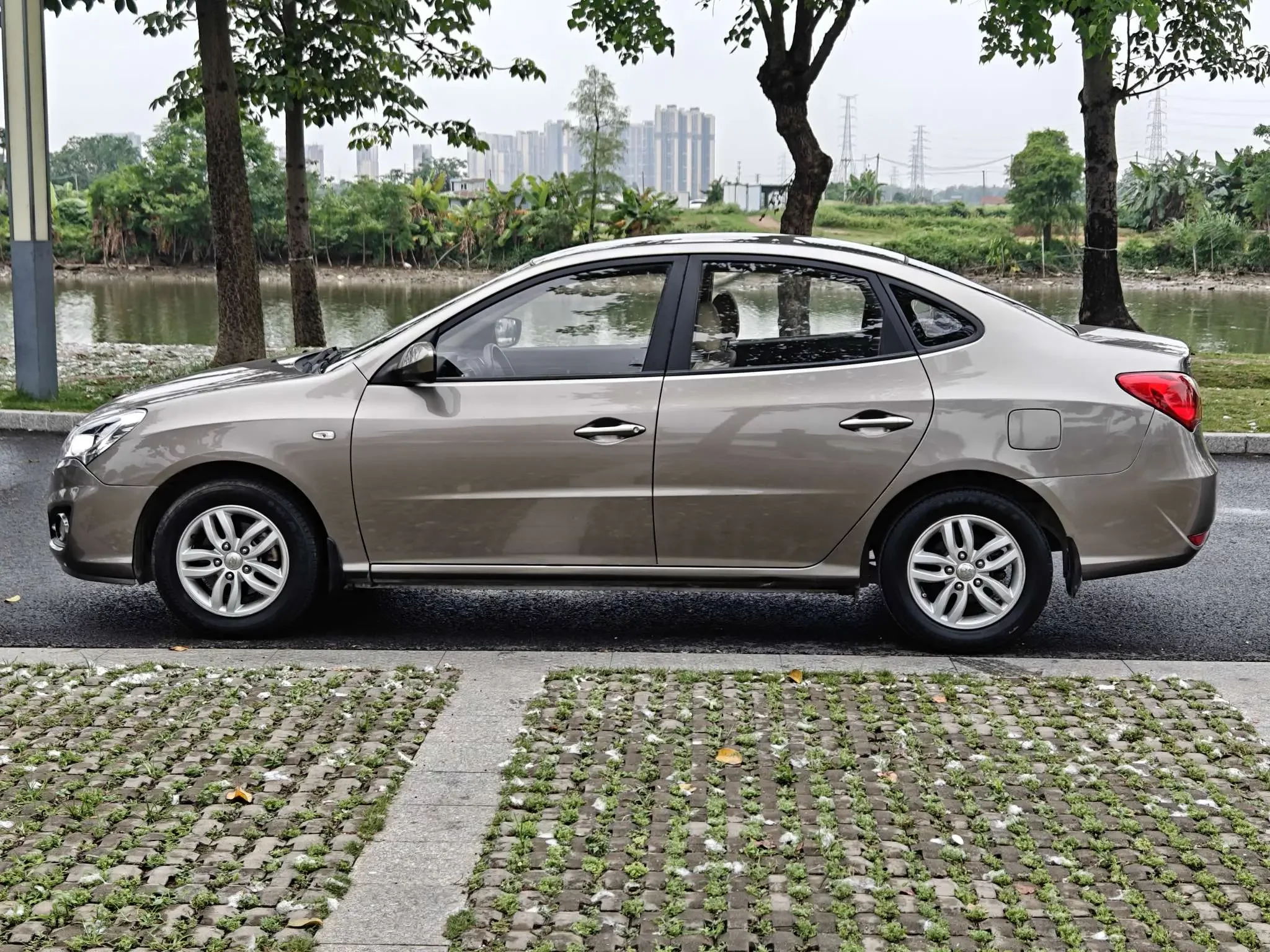 Hyundai Joyful