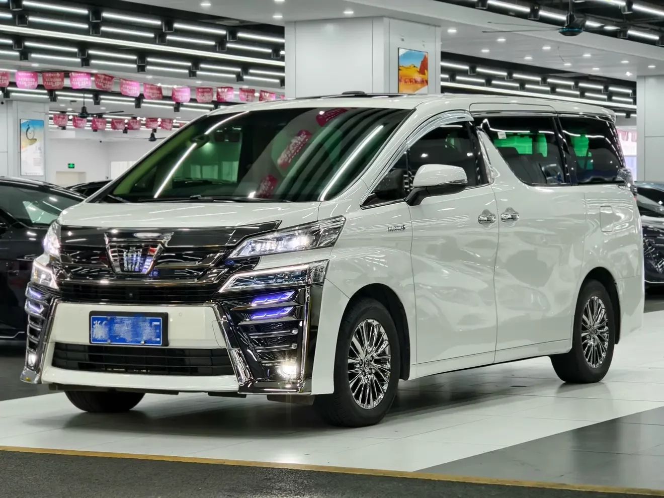 Toyota Crown Wellfire