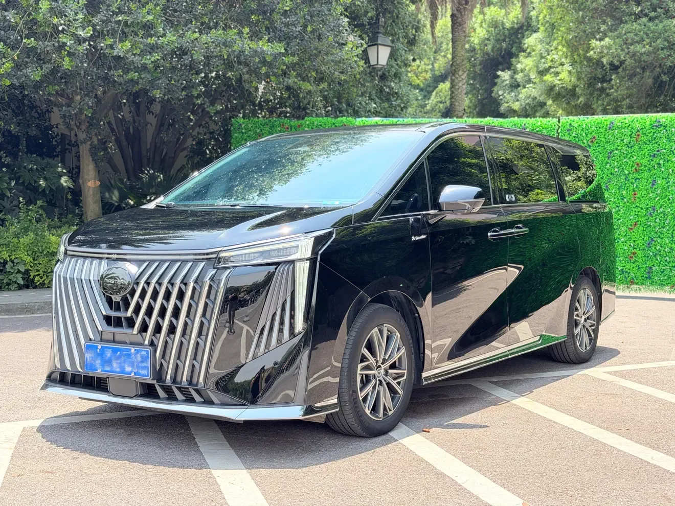 GAC Trumpchi M8