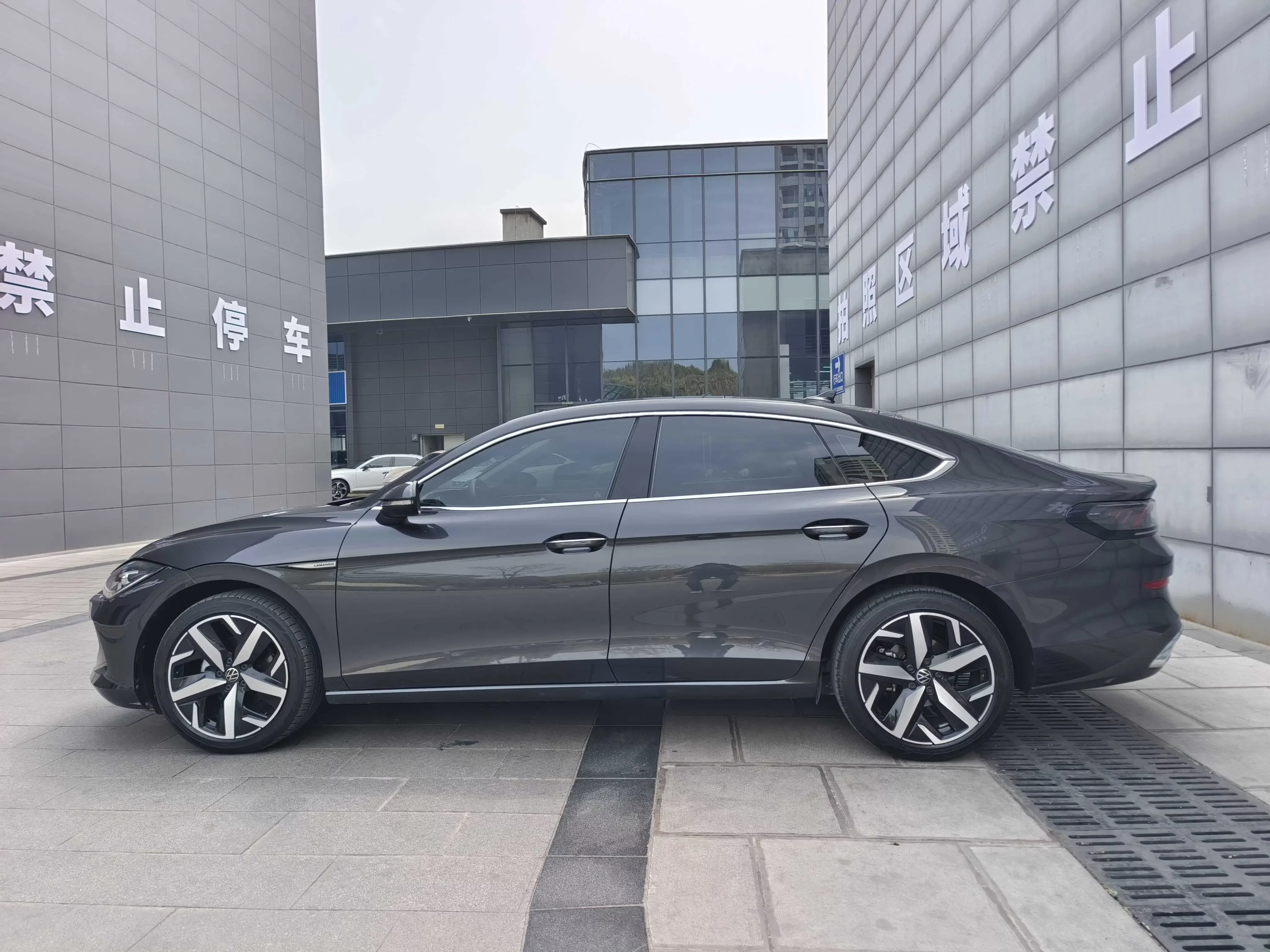 Volkswagen Lamando