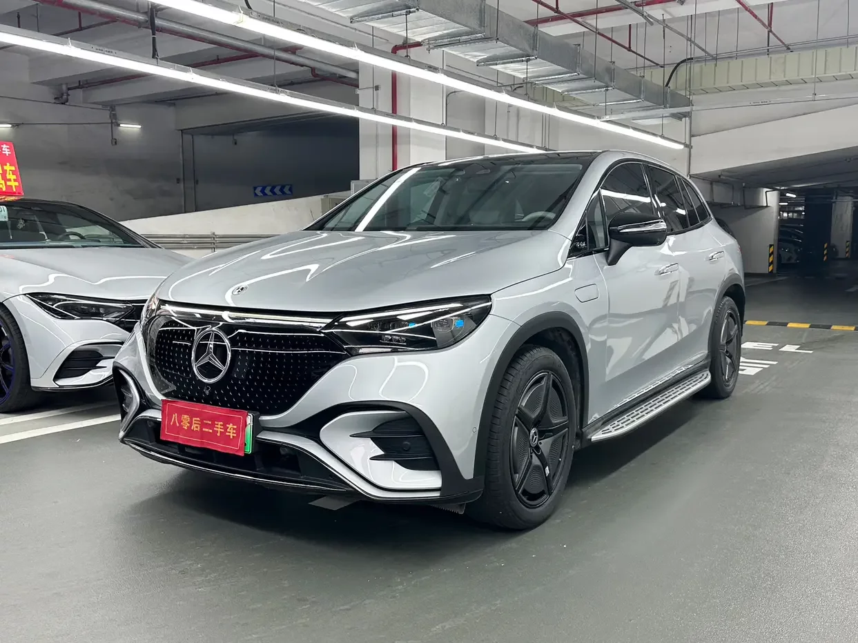 Mercedes-Benz EQE SUV