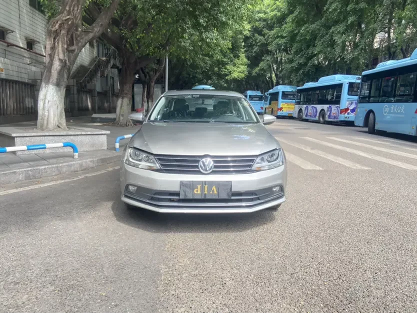 Volkswagen Sagitar