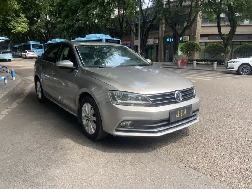 Volkswagen Sagitar