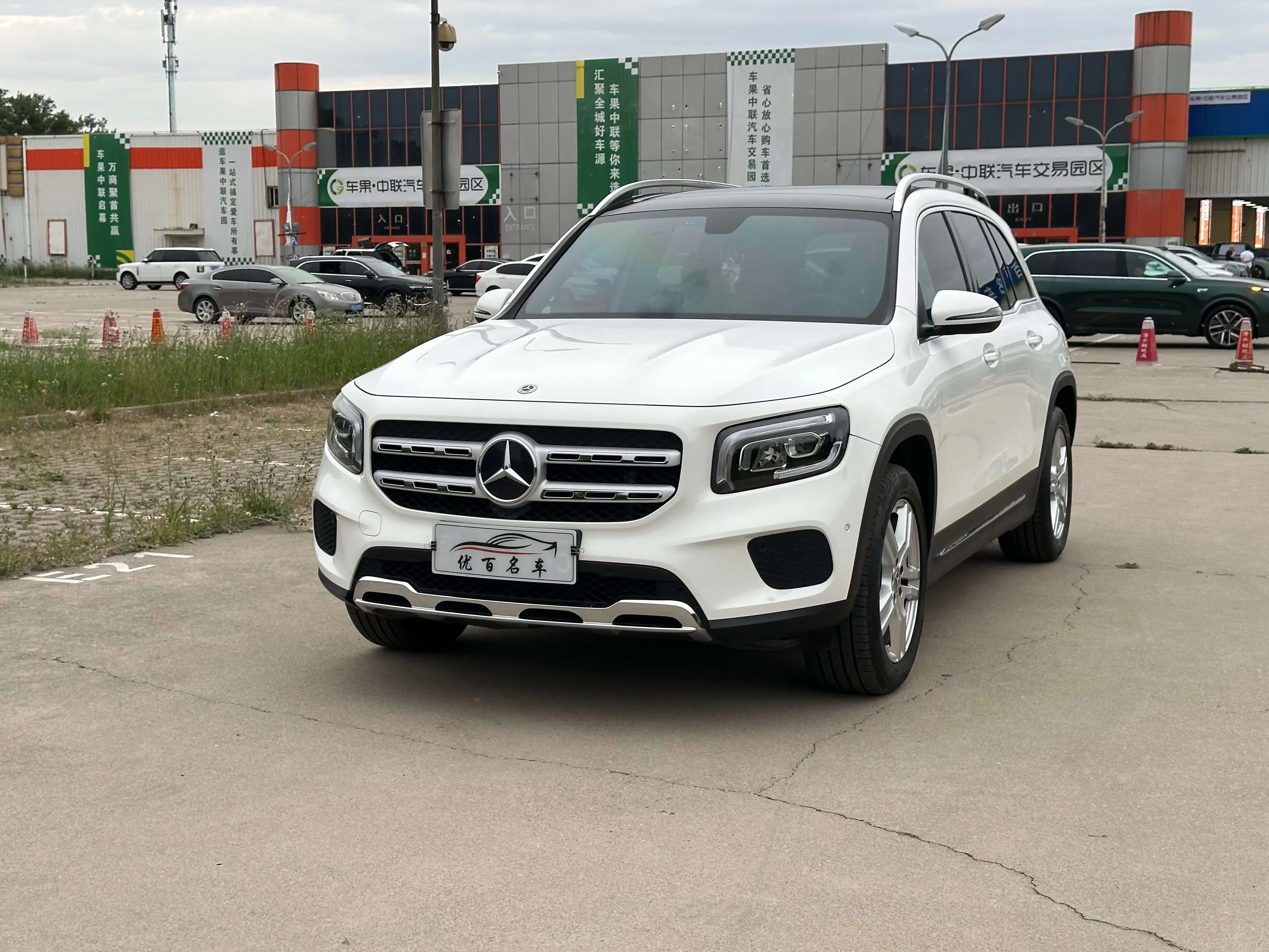 Mercedes-Benz GLB
