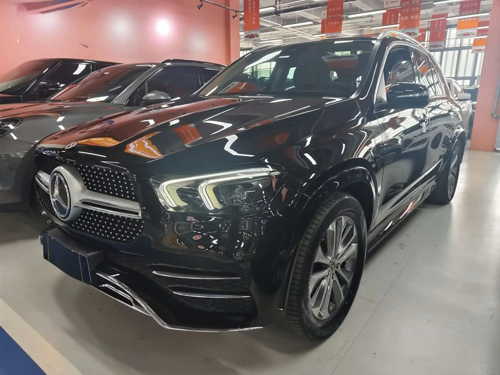 Mercedes-Benz GLE (Imported)