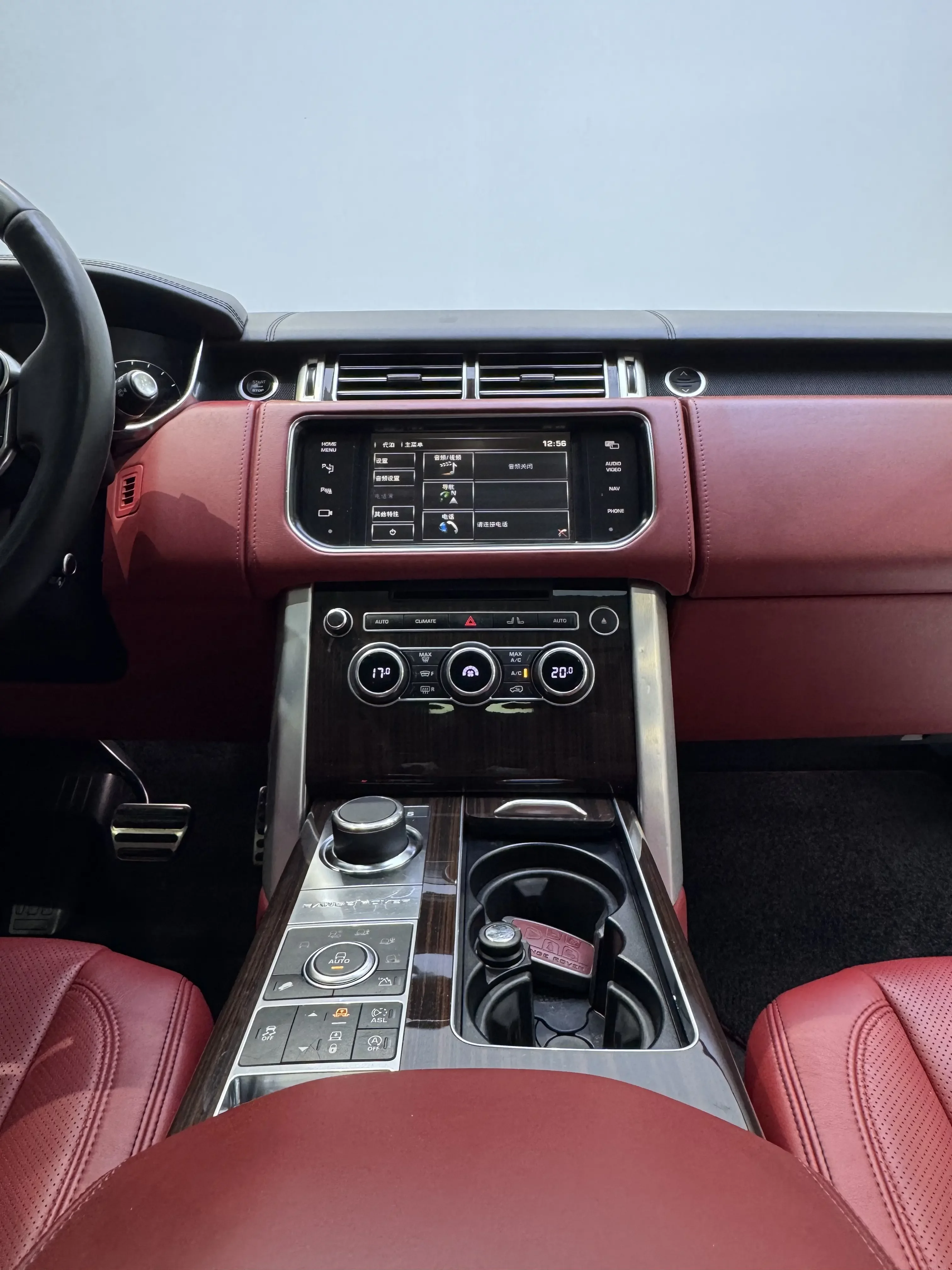 Land Rover range rover