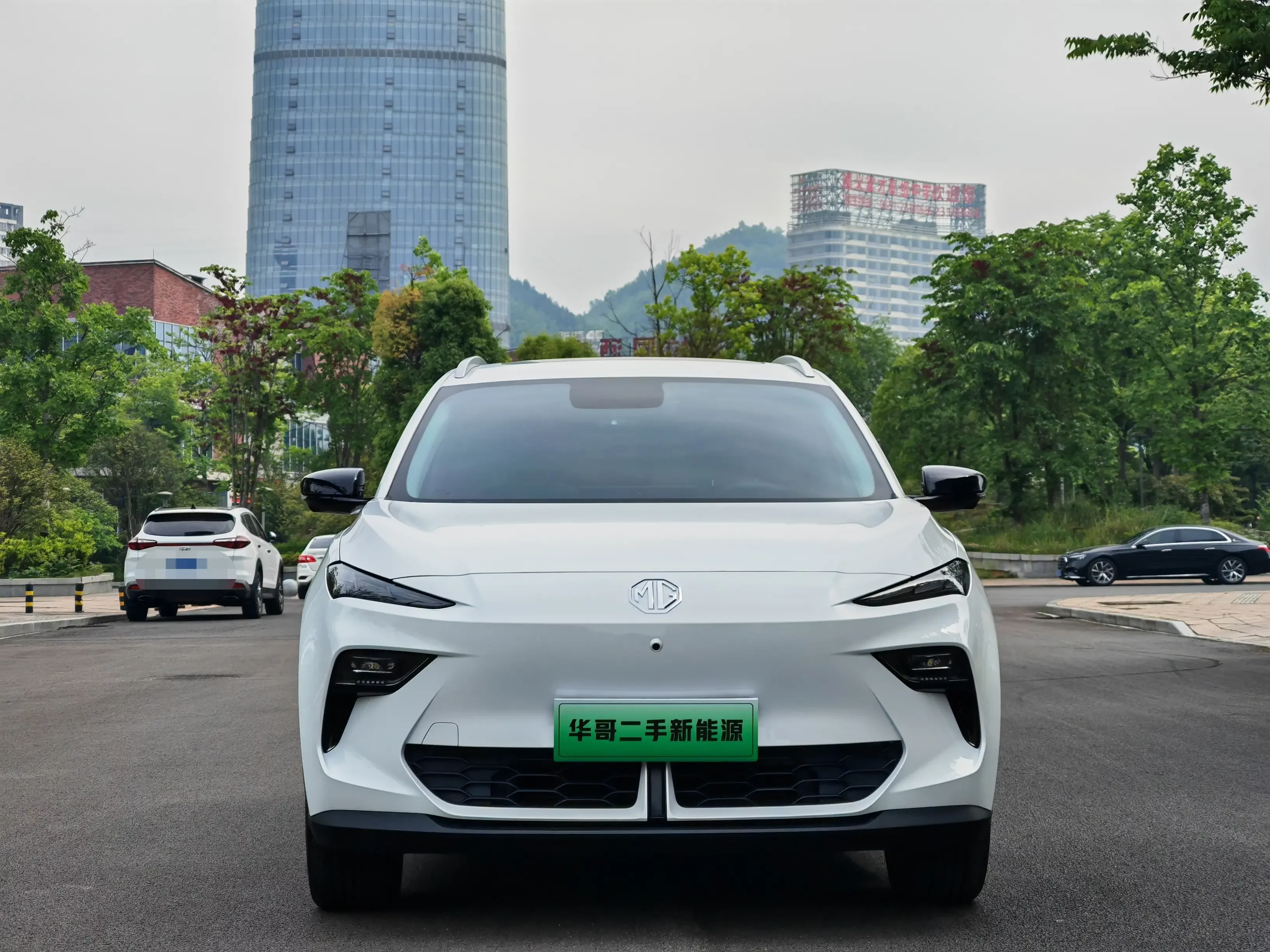 MG ES5