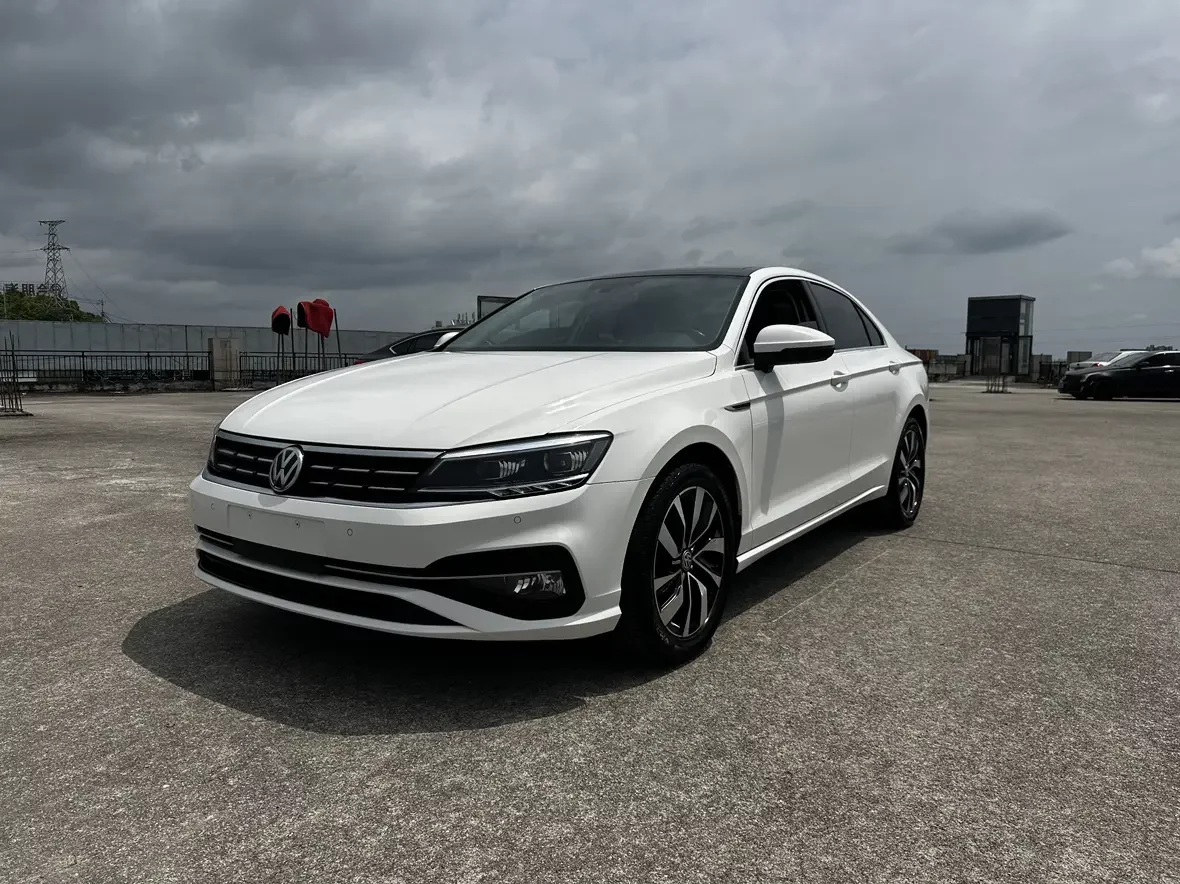 Volkswagen Lamando