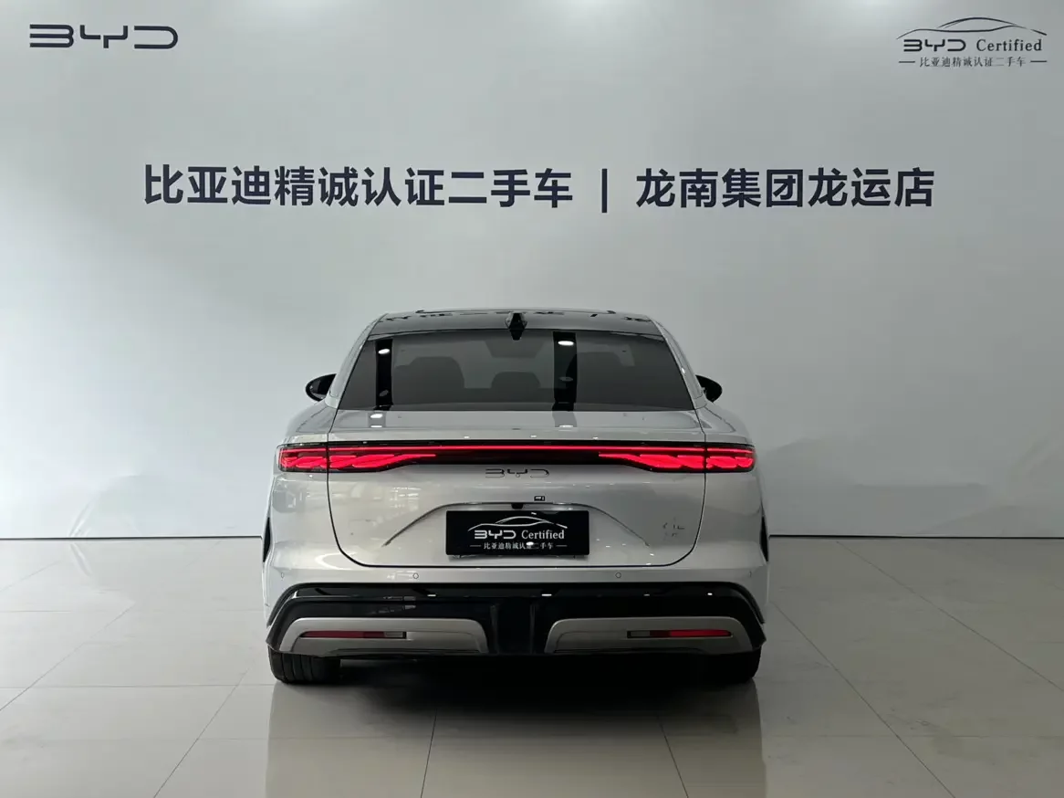 BYD Han L EV