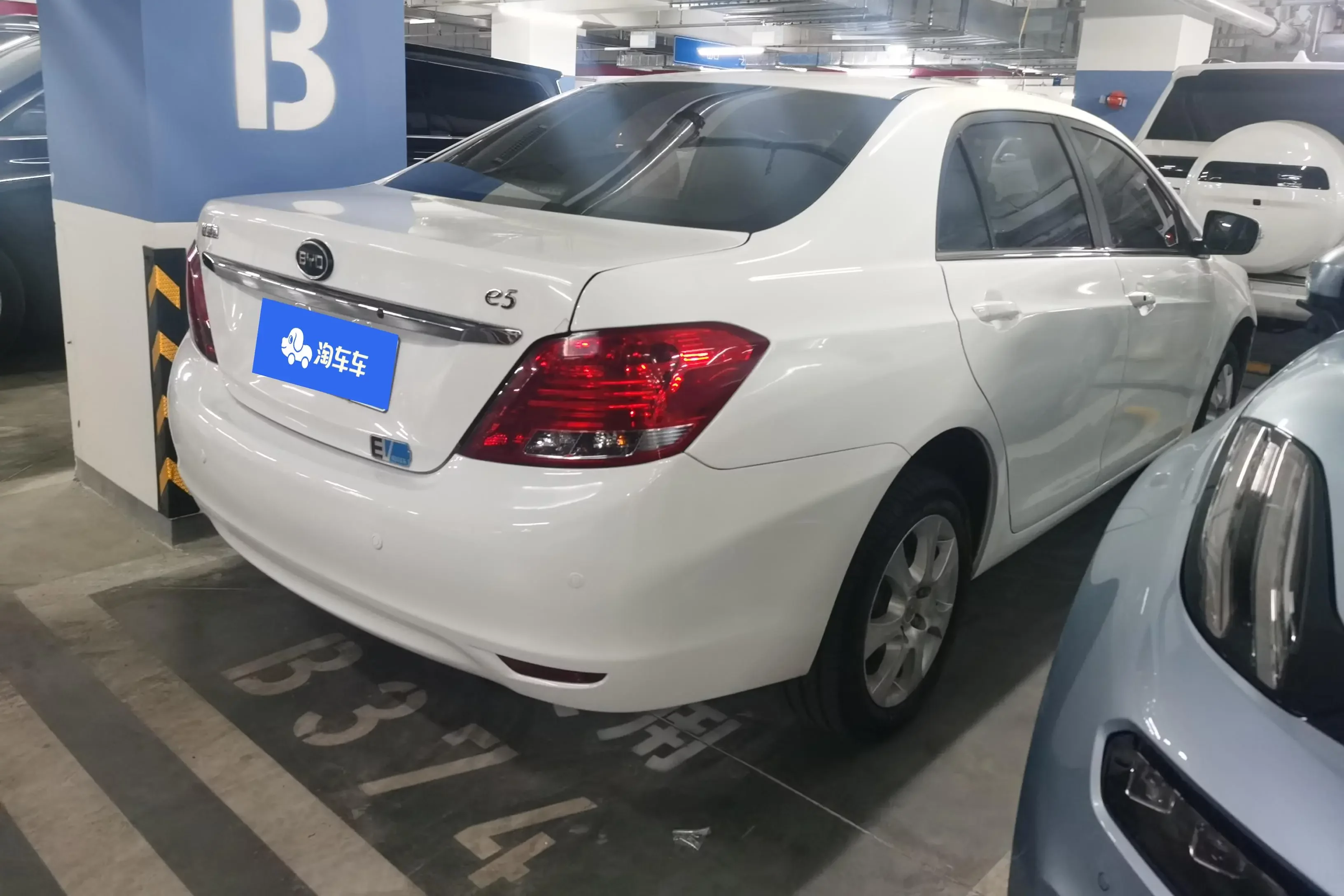 BYD e5