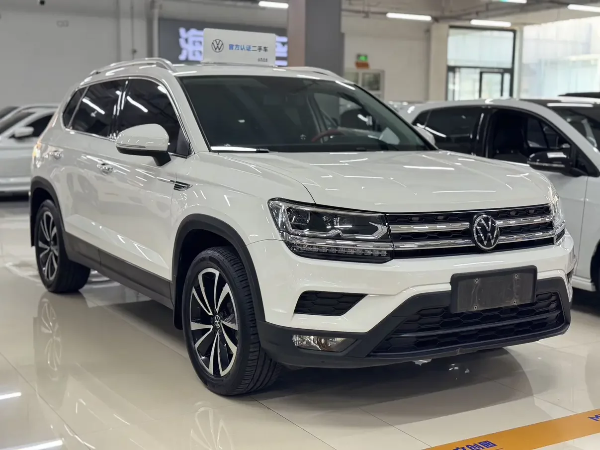 Volkswagen Tharu