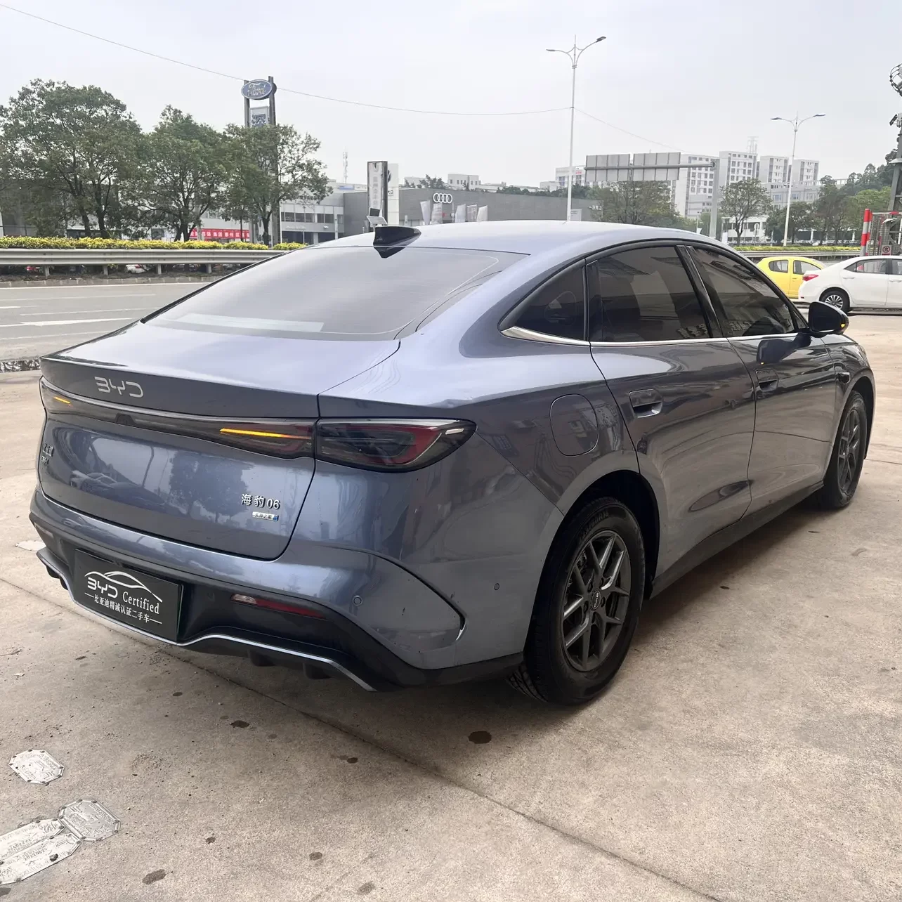 BYD Seal 06DM