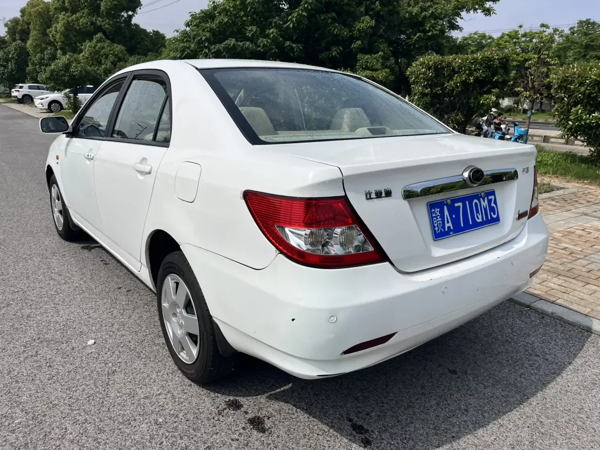 BYD F3