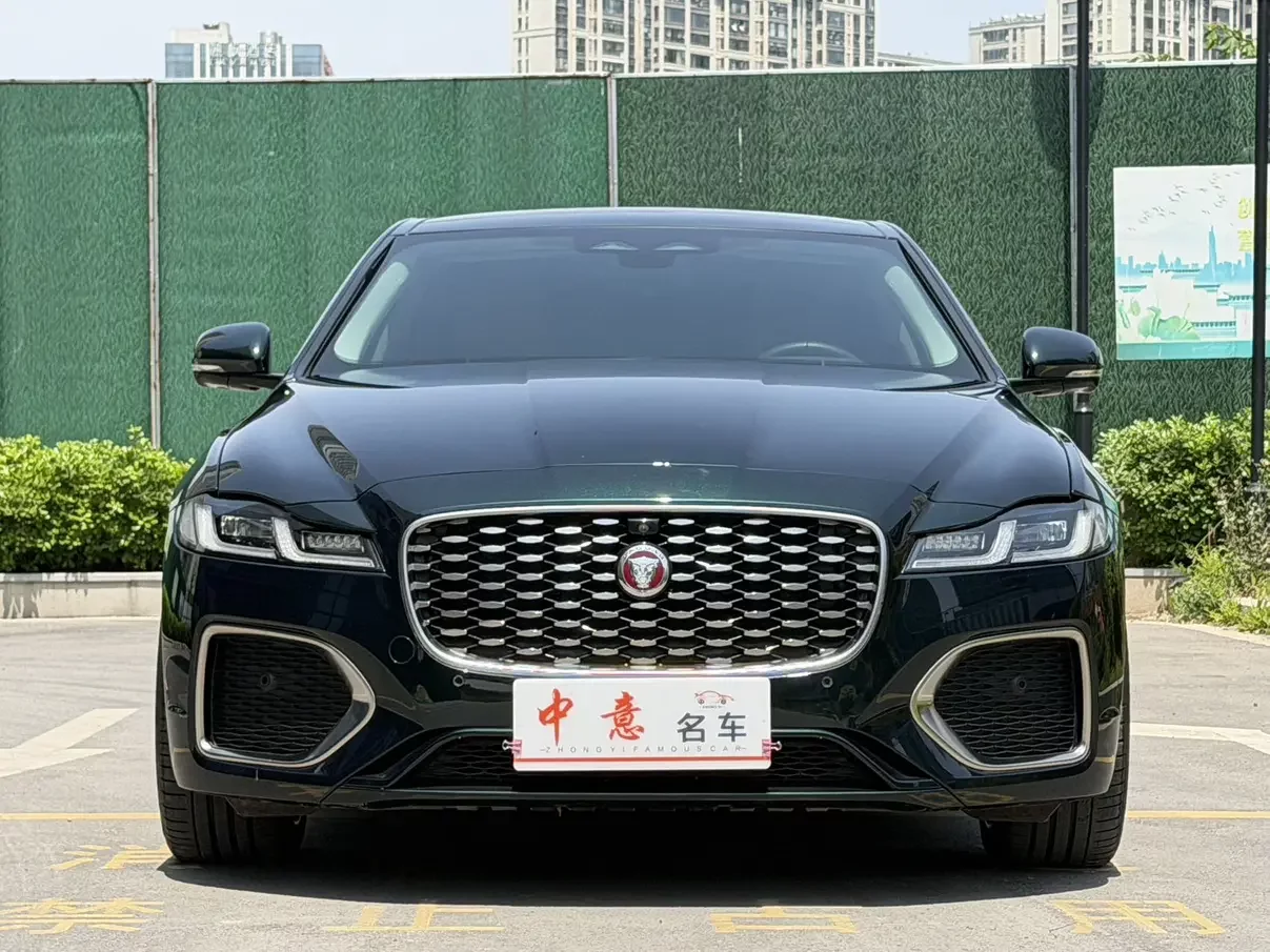 Jaguar XFL  из Китая