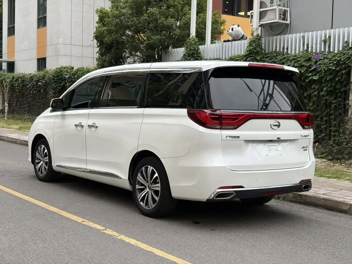 GAC Trumpchi M8