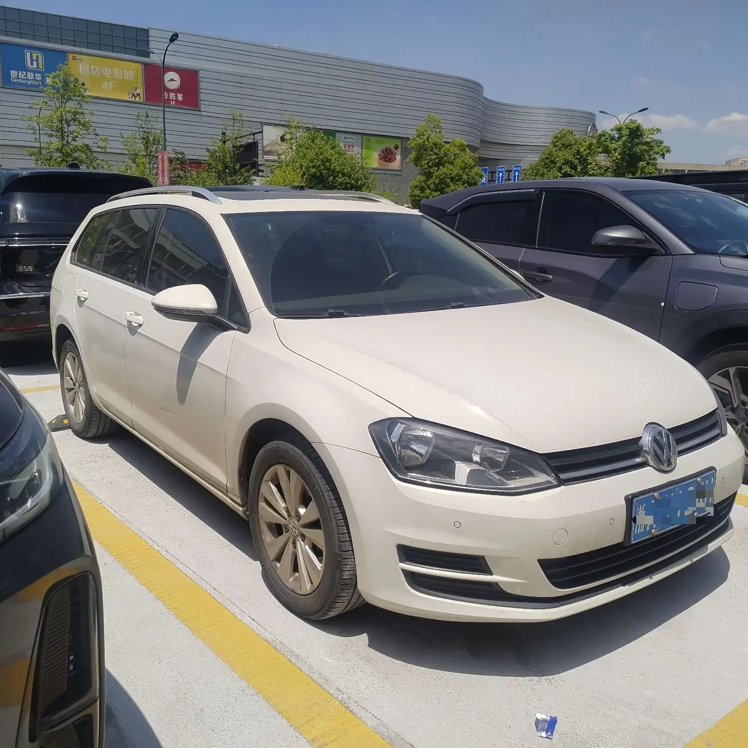 Volkswagen Golf
