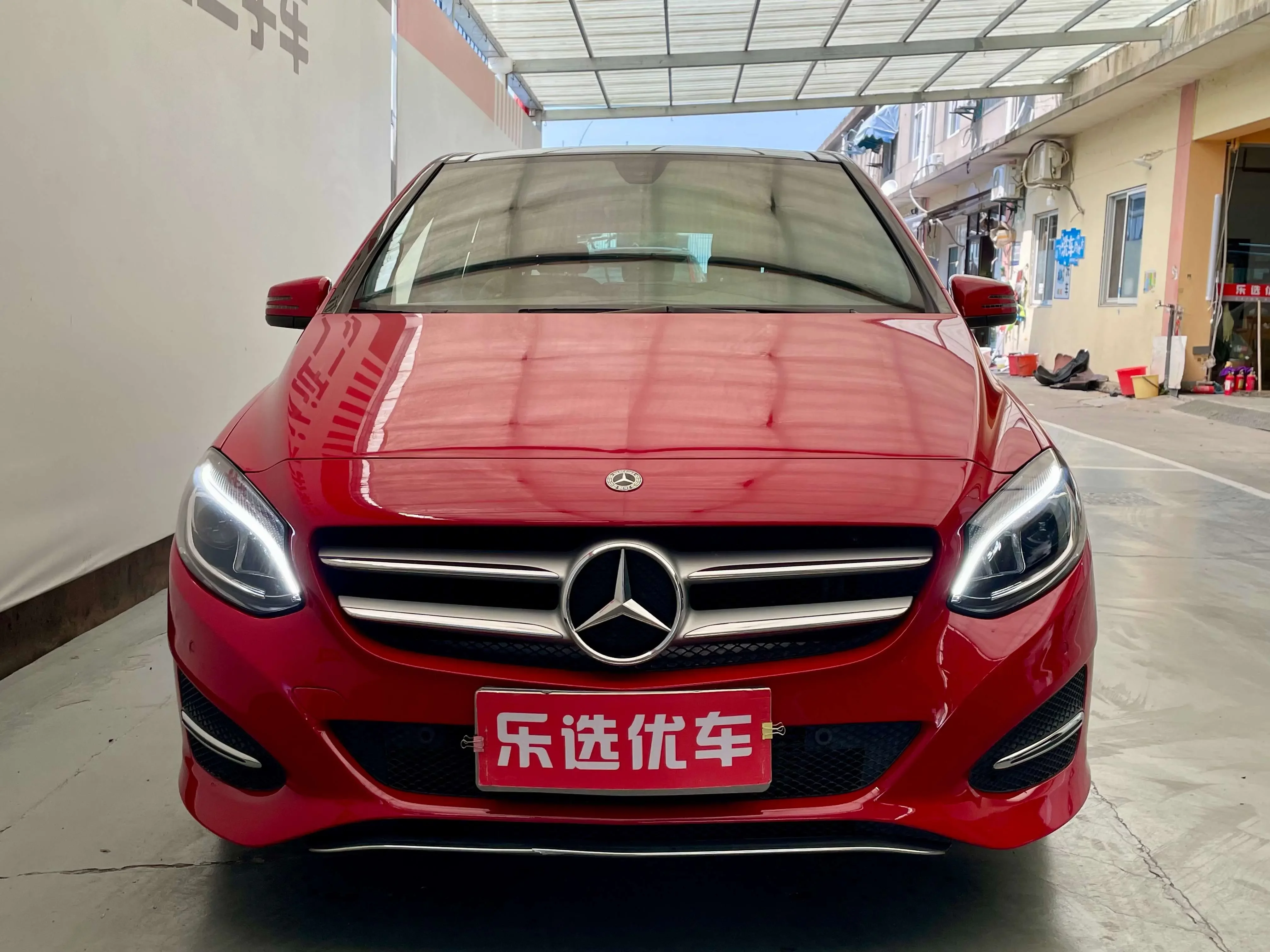 Mercedes-Benz B Class