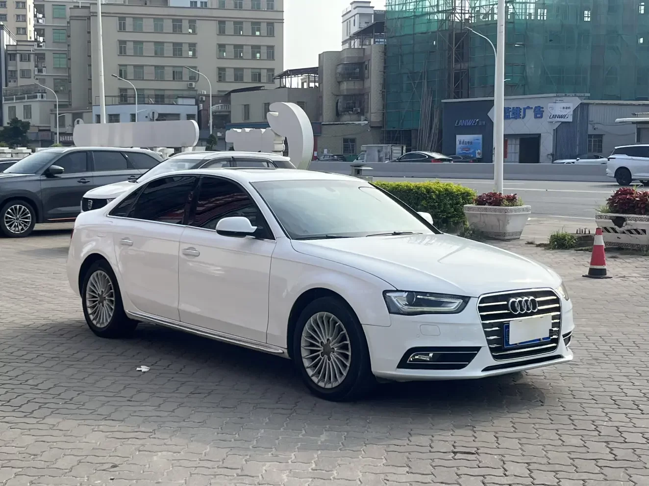 Audi A4L