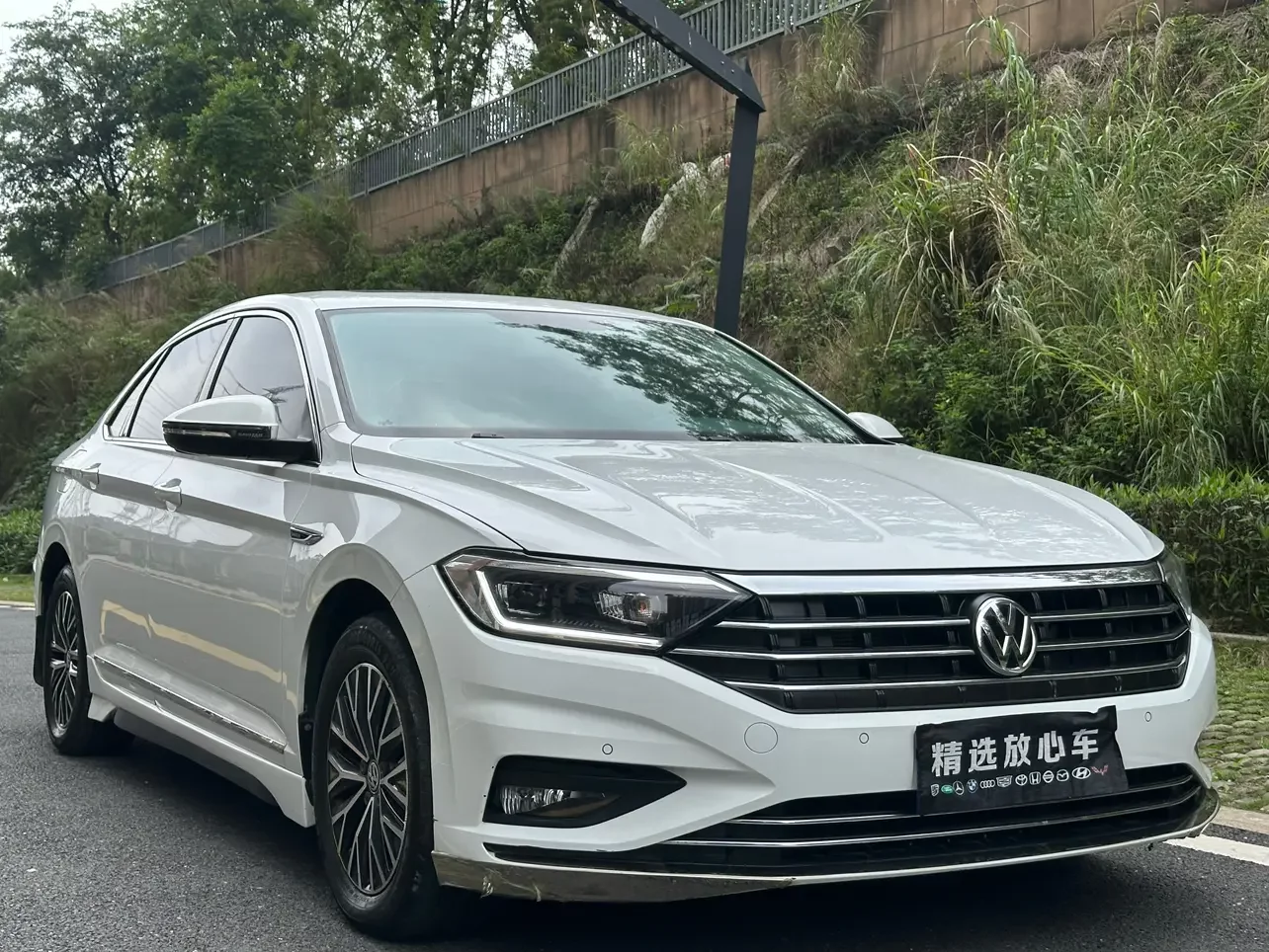 Volkswagen Sagitar