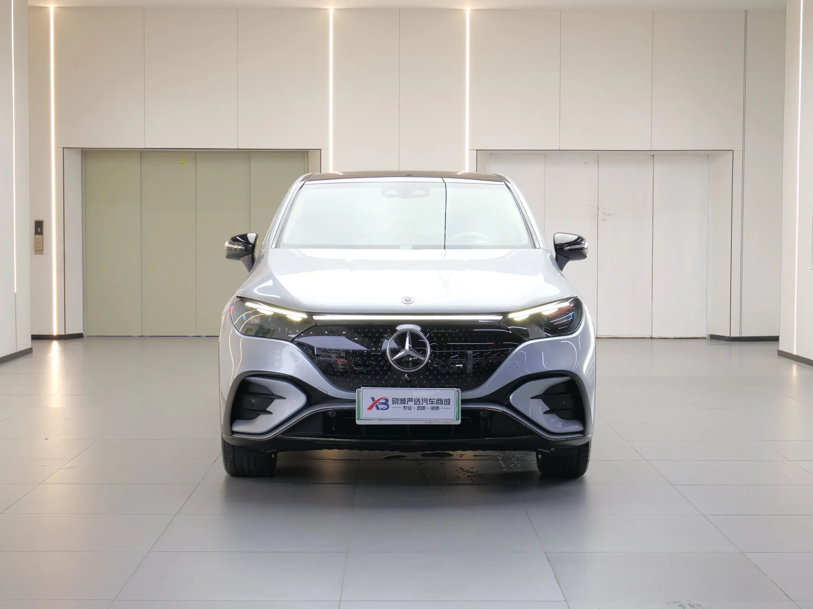 Mercedes-Benz EQE SUV