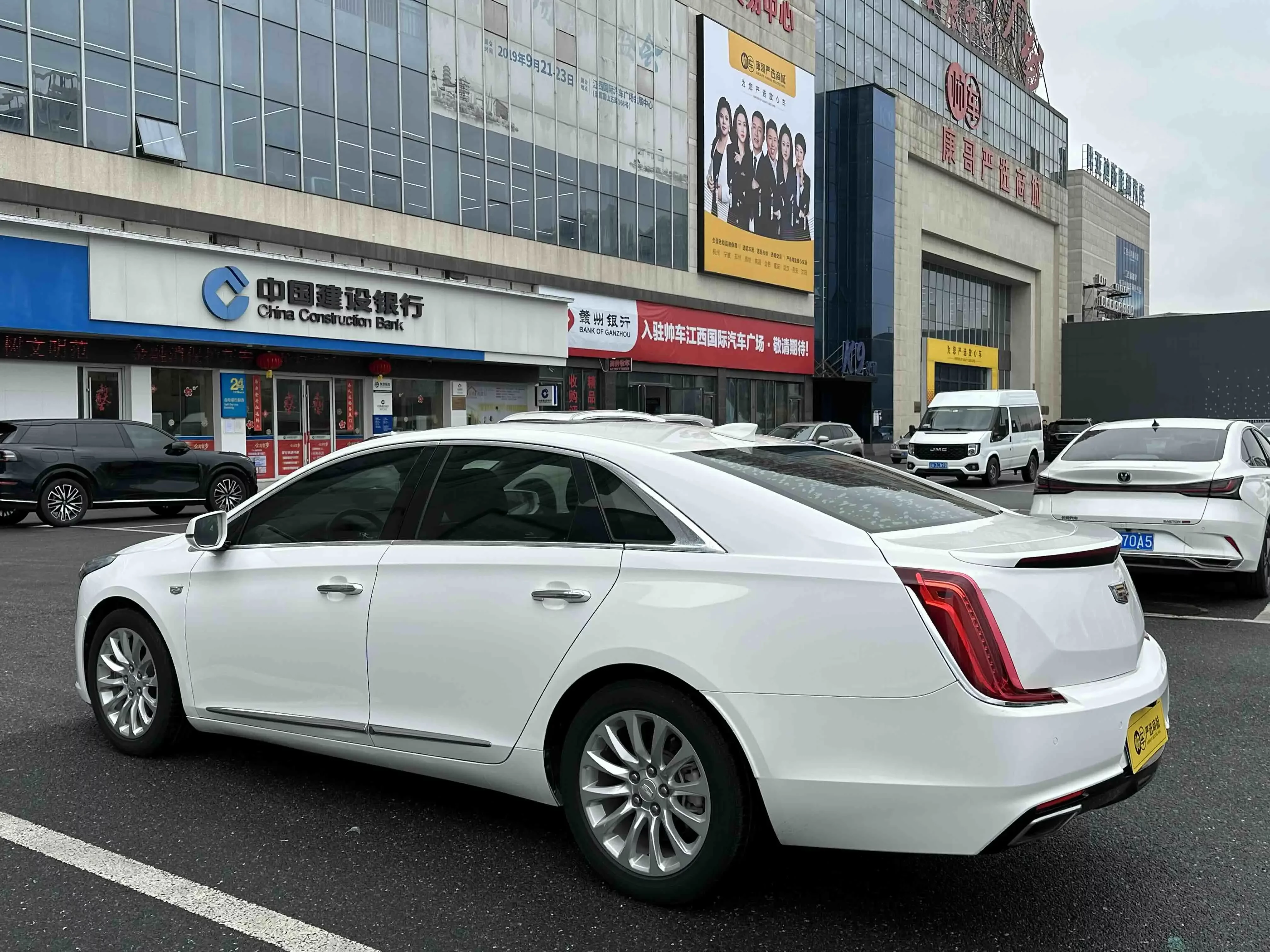 Cadillac XTS