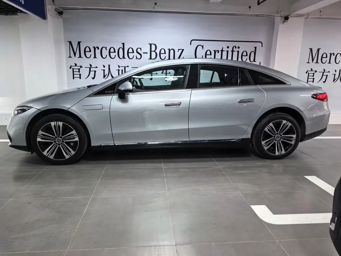 Mercedes-Benz EQS