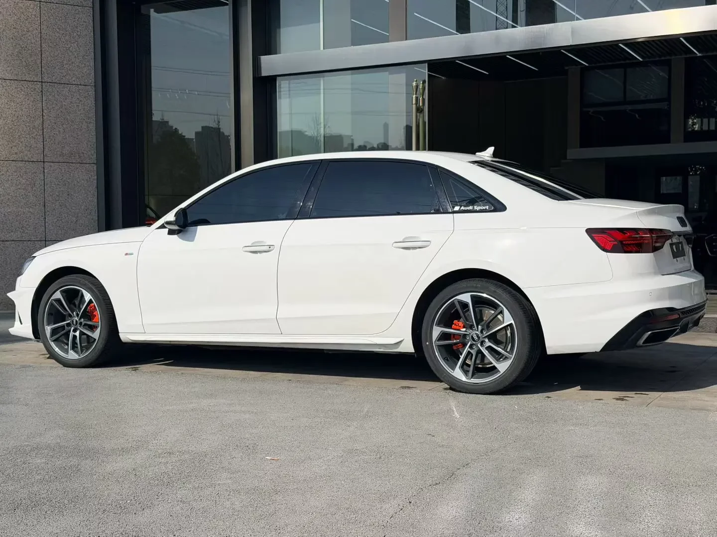 Audi A4L