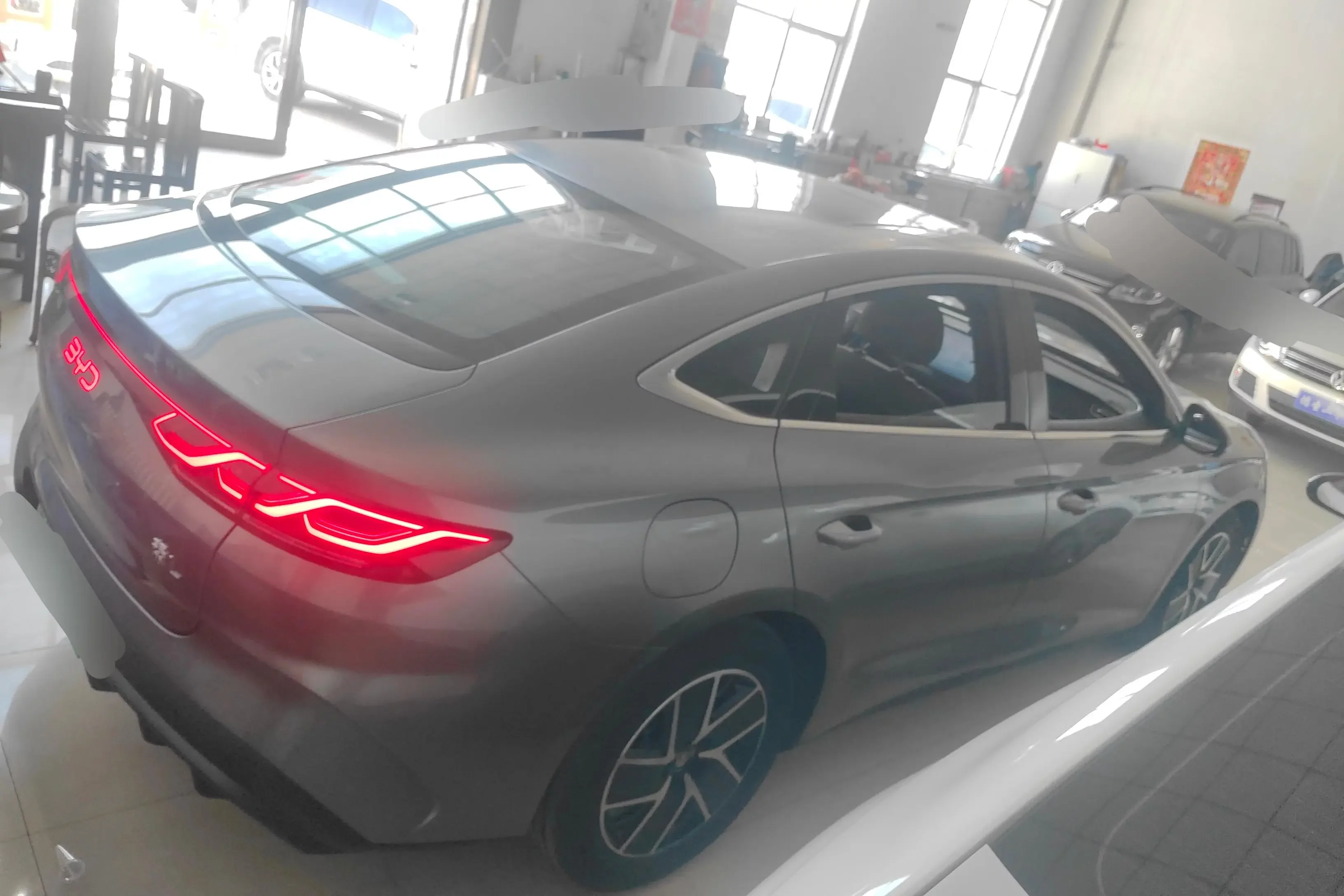 BYD Qin L DM