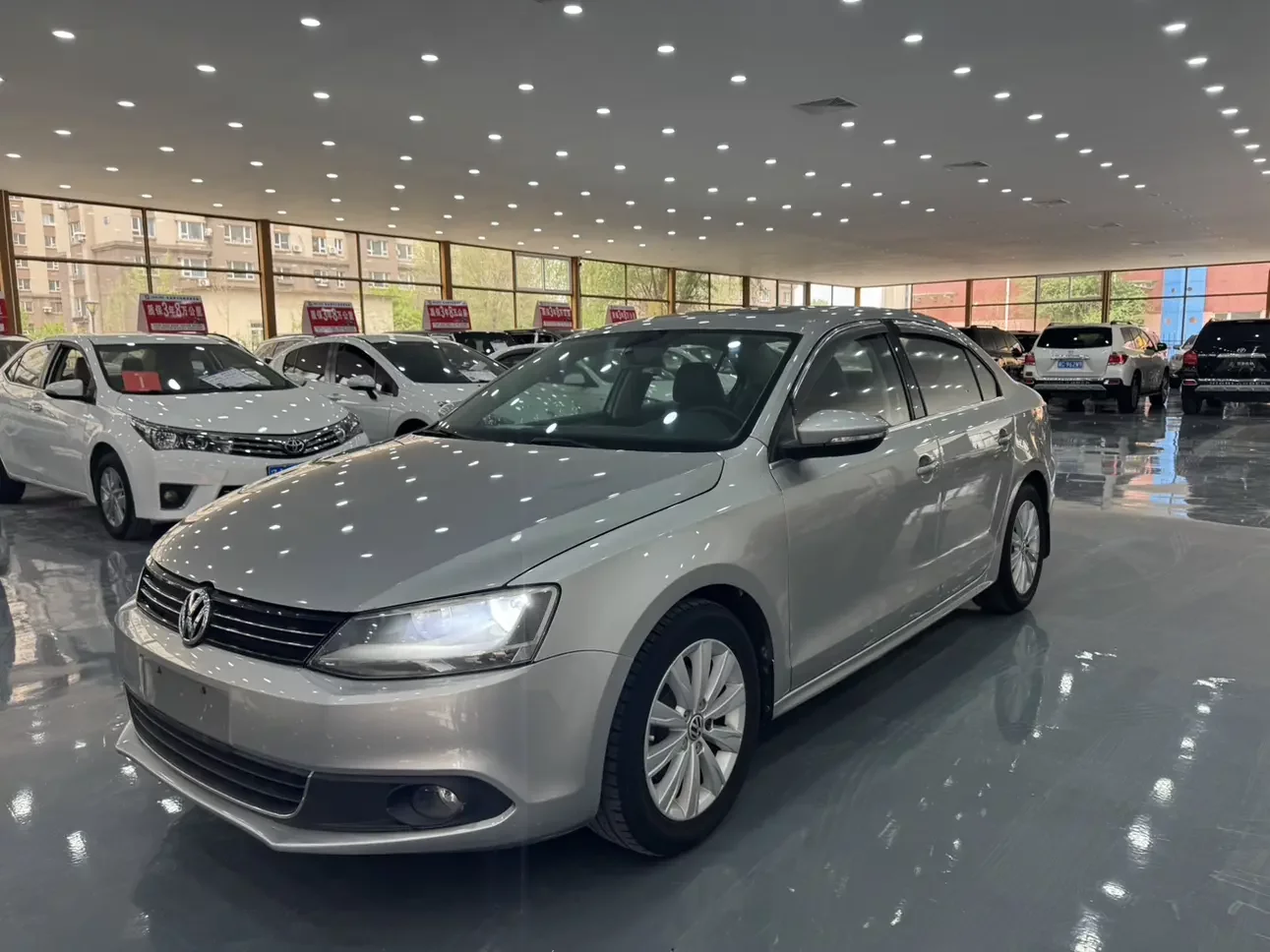 Volkswagen Sagitar