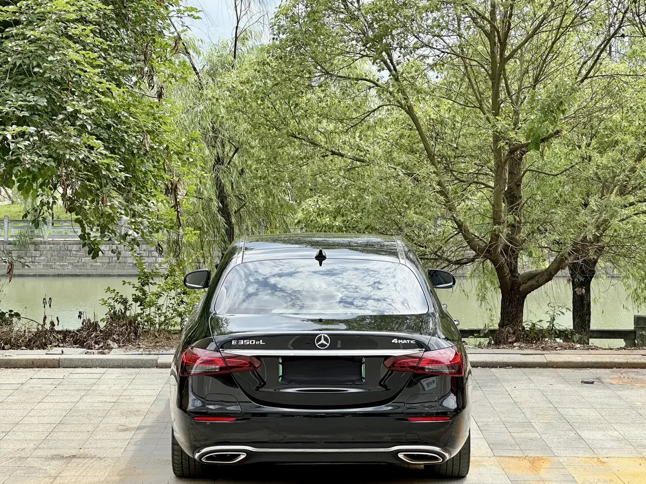 Mercedes-Benz E-Class PHEV