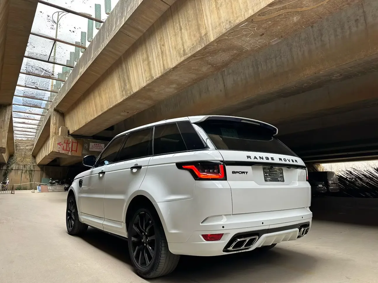 Land Rover Range Rover Sport