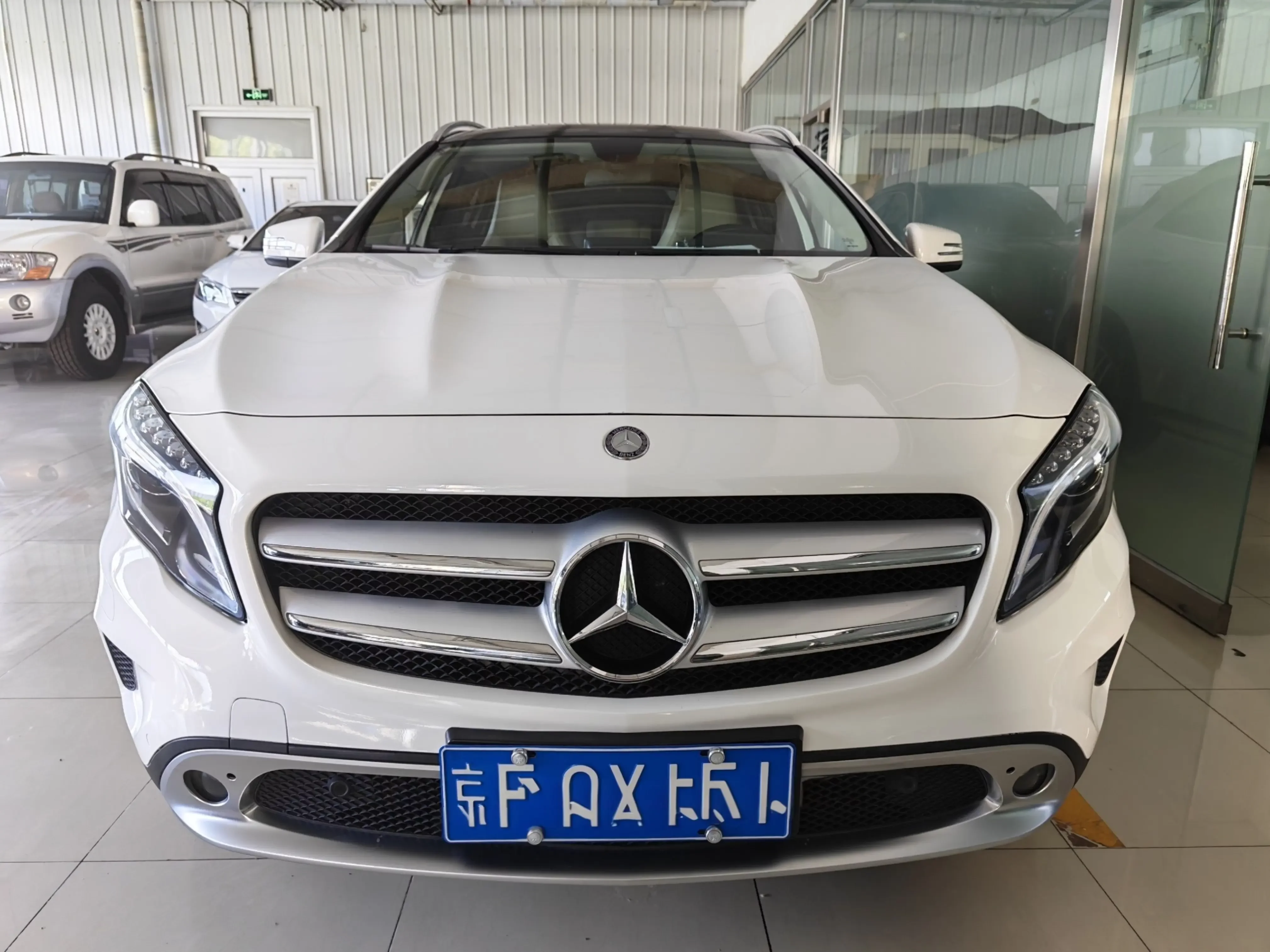 Mercedes-Benz GLA