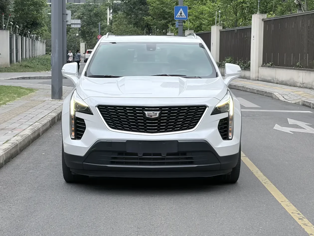 Cadillac XT4