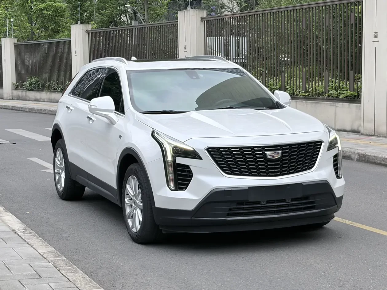 Cadillac XT4