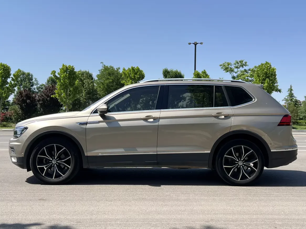 Volkswagen Tiguan L