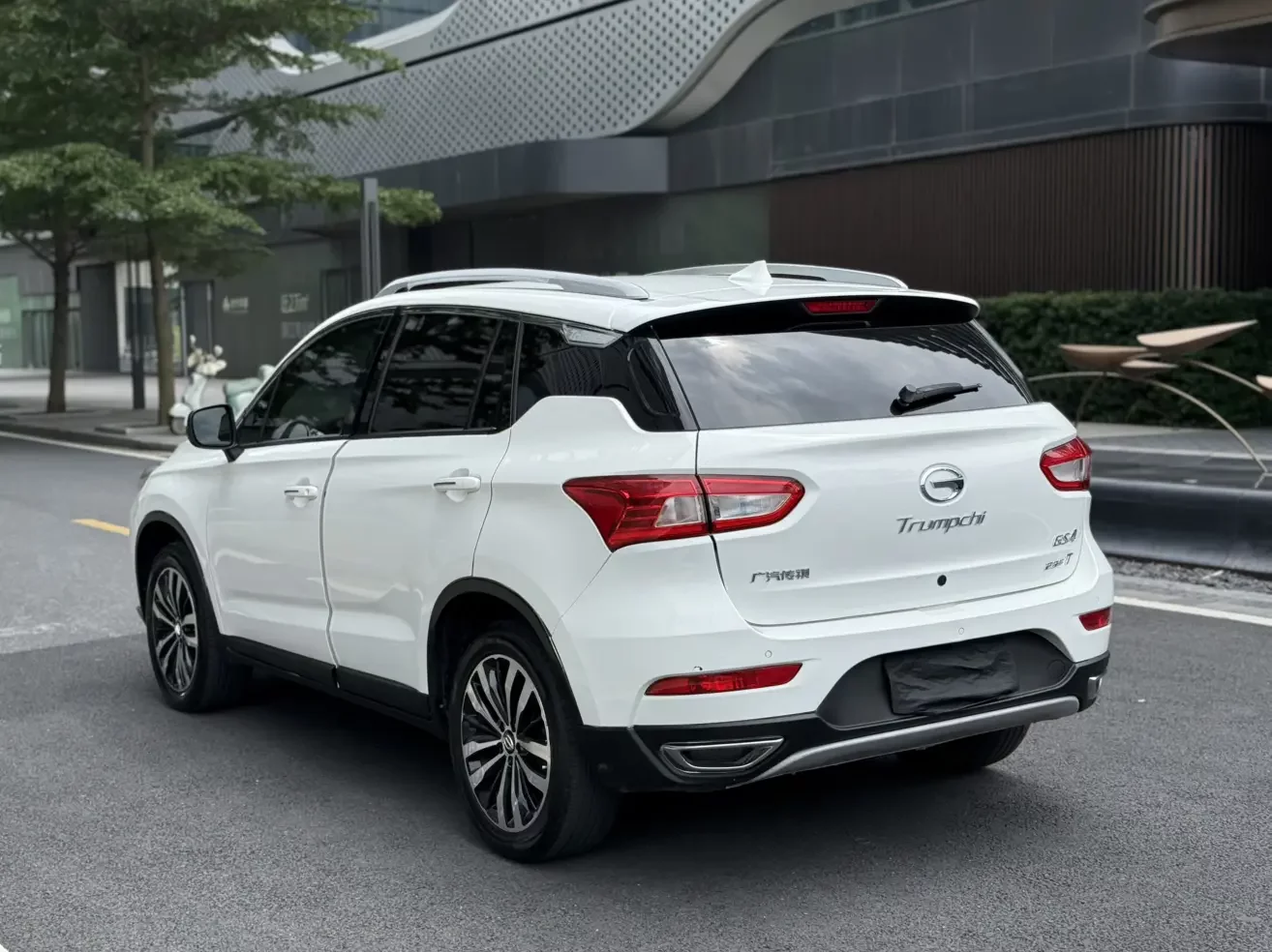 GAC Trumpchi GS4
