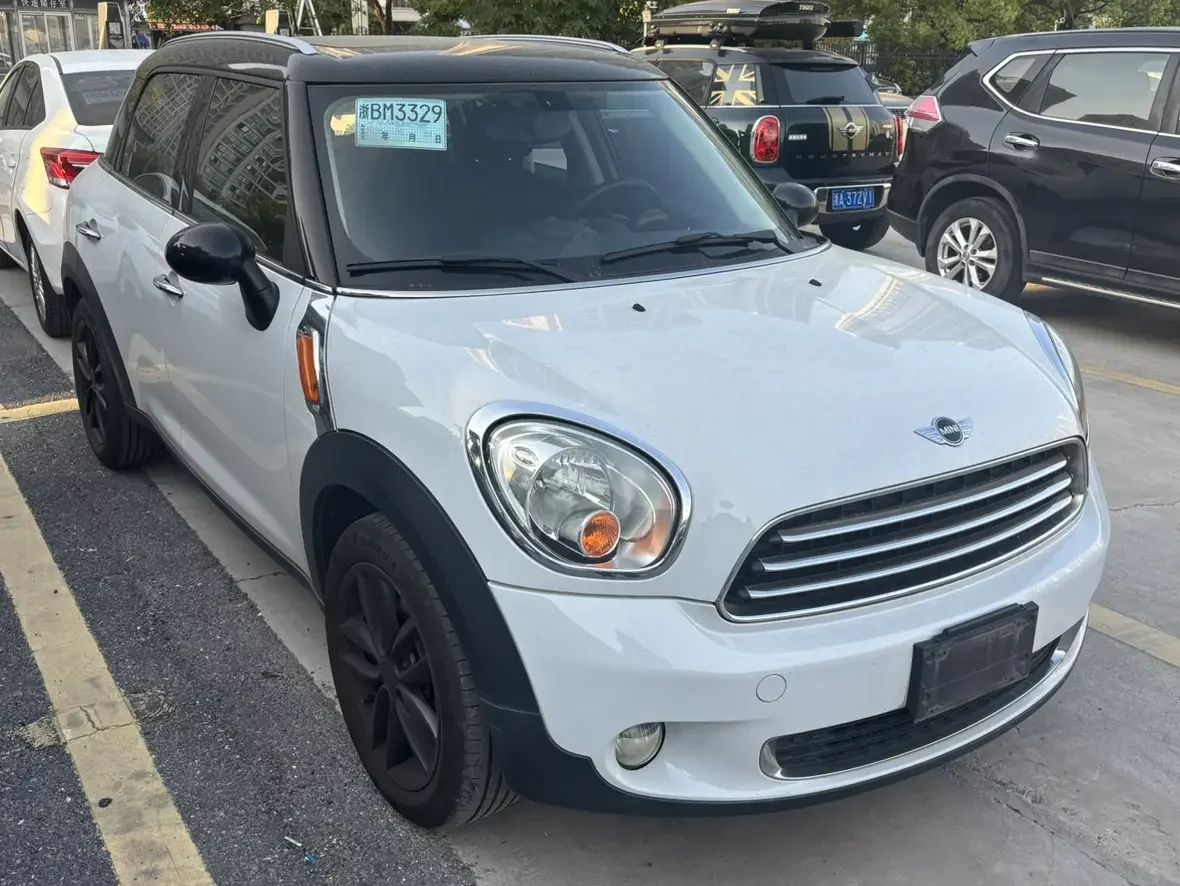 MINI COUNTRYMAN