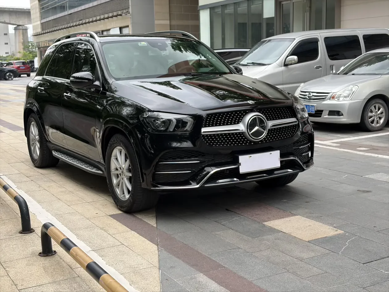 Mercedes-Benz GLE (Imported)