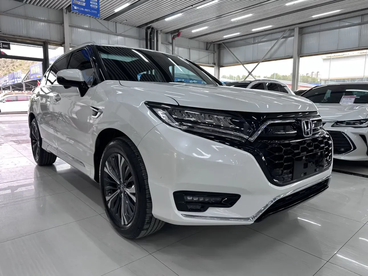 Honda UR-V
