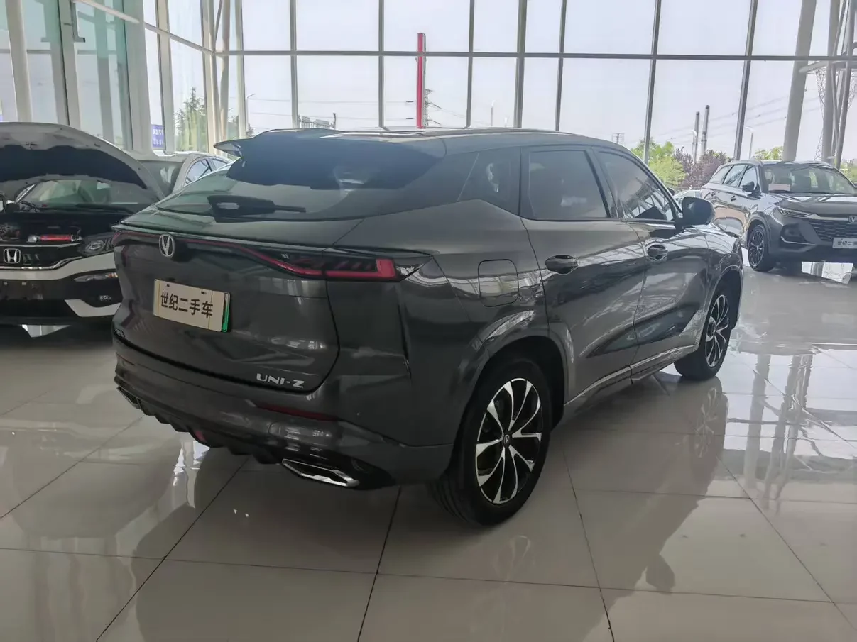 Changan UNI-Z PHEV
