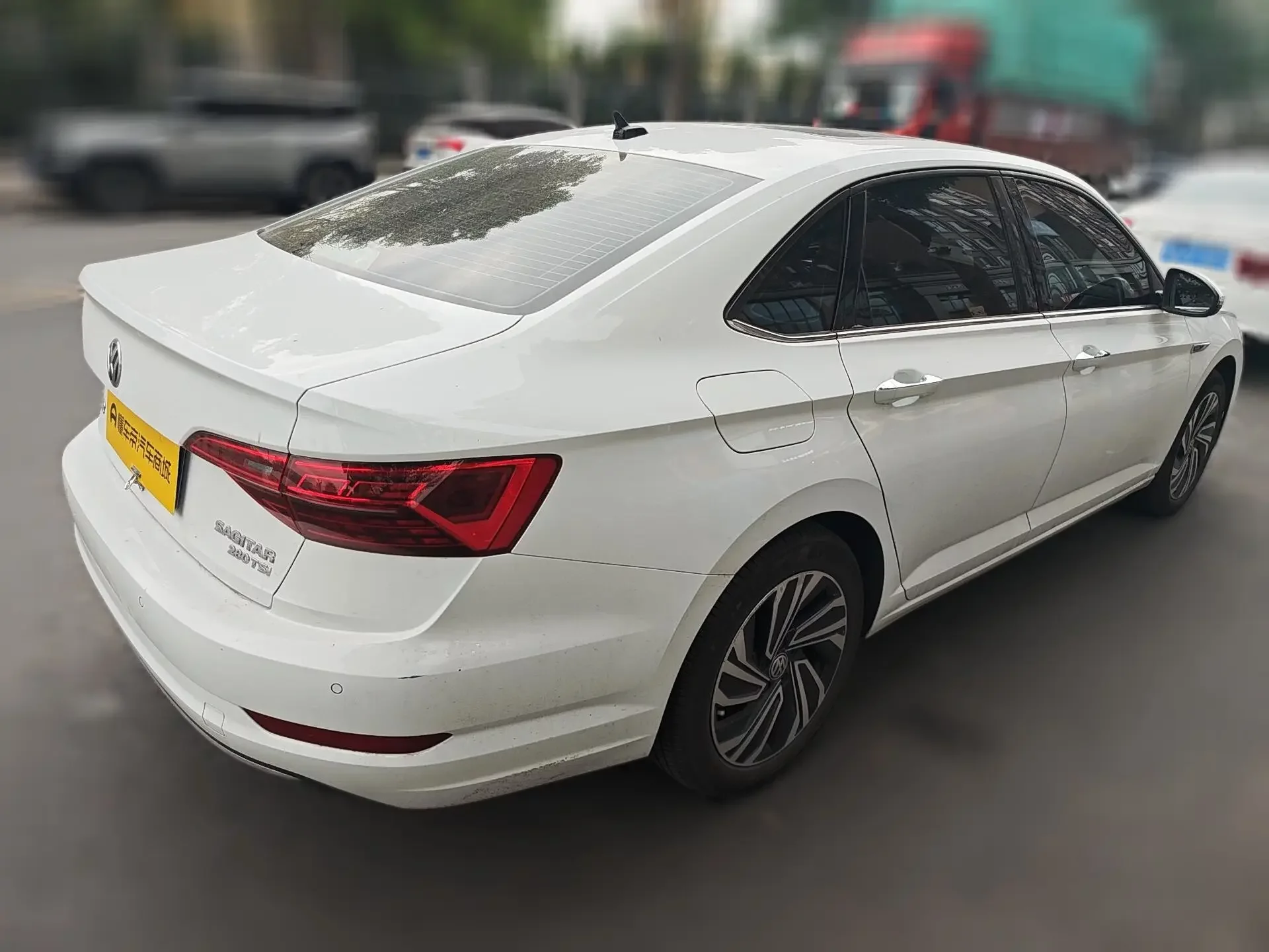 Volkswagen Sagitar